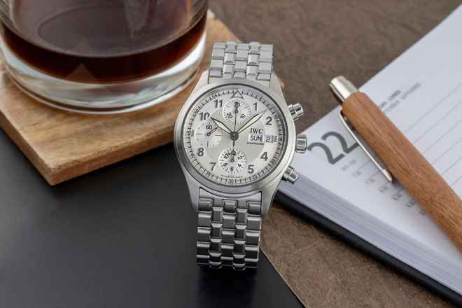  IWC Fliegeruhr Spitfire Chronograph Fliegerchronograph Spitfire Day-Date Stahl Automatik Herren Ref IW370628 B&P  