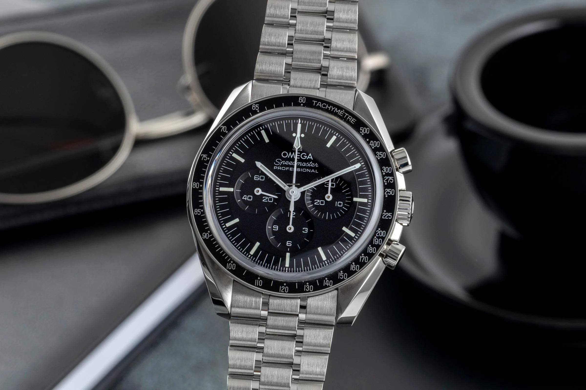  Omega Speedmaster Professional Moonwatch Chronograph Ref. 310.30.42.50.01.002 B&P 2022 