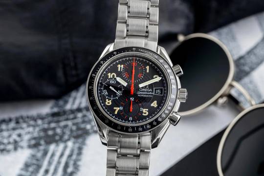  Omega Speedmaster Racing Red Hands Stahl Automatik Herrenuhr Ref. 3813.53.00  