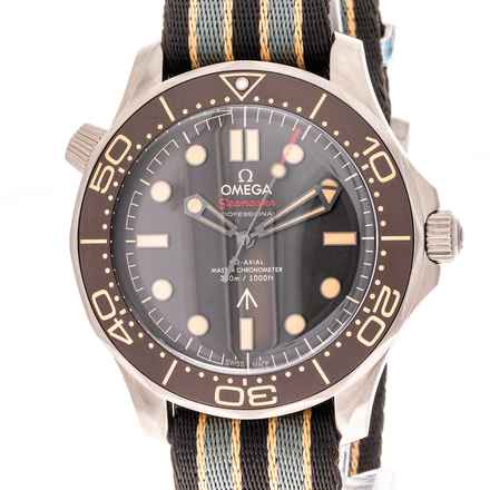  Omega Seamaster Diver 300 M Bond 007 – 210.92.42.20.01.001 – NEW & Unworn – 2021 Full Set 