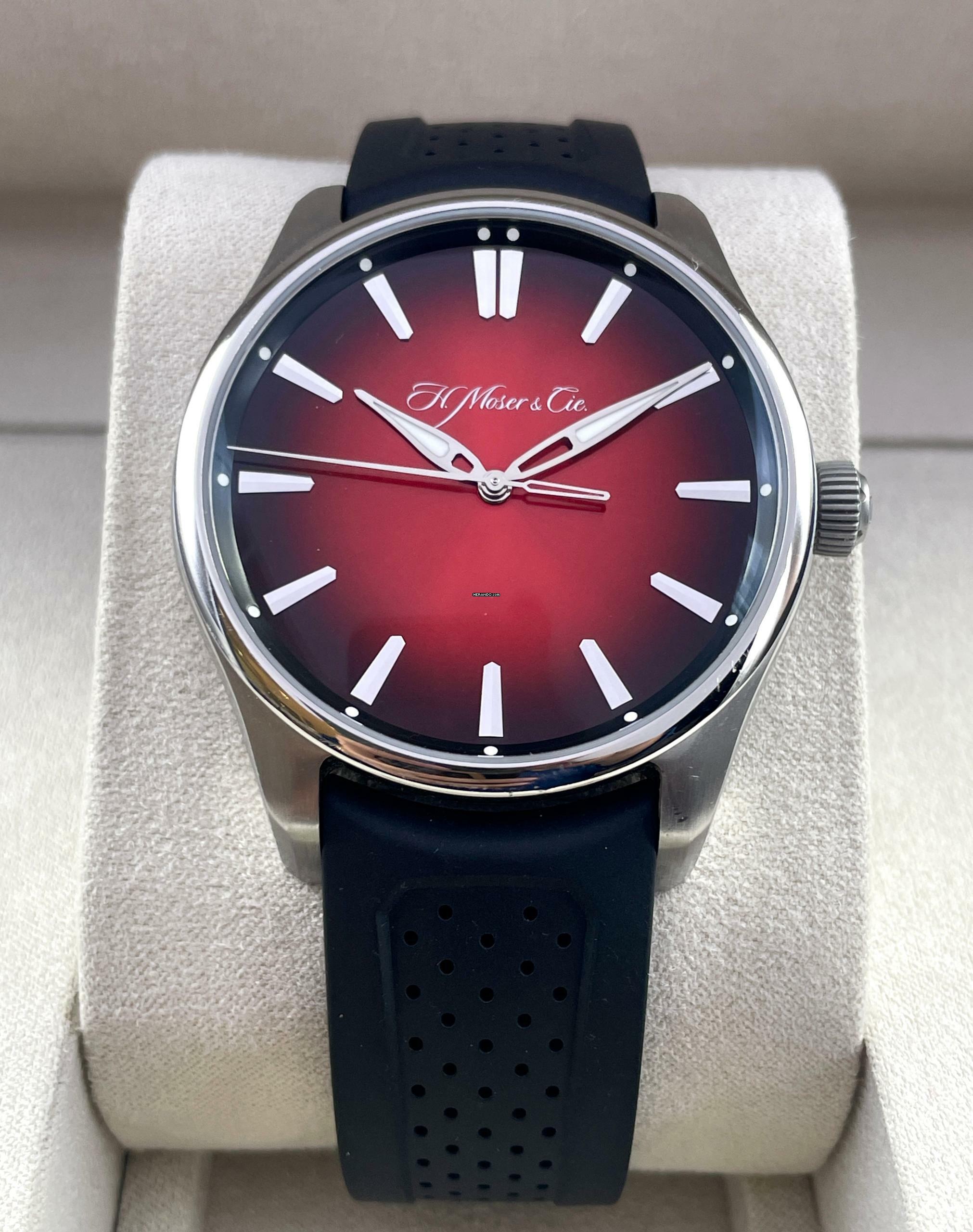 Thumbnail von H.Moser & Cie. Pioneer Centre Seconds Swiss Mad Red Full set with box and papers top condition year 2022
