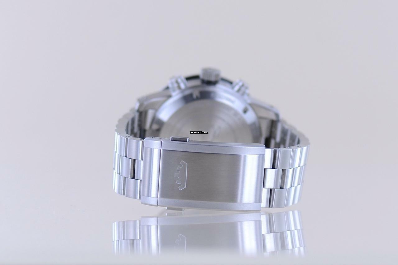 Thumbnail von Fortis N-42 Novonaut Day Date Chronograph Legacy Edition B+P