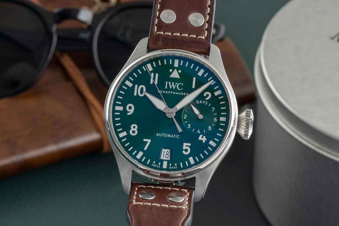  IWC Große Fliegeruhr Big Pilot Stahl Automatik Green Dial Herrenuhr Ref. IW501015 B&P NP. 13900  