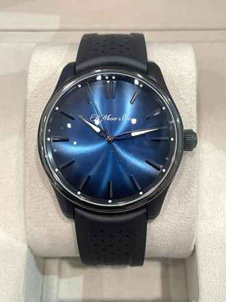  H.Moser & Cie. Pioneer Centre Seconds FULL SET WITH BOX&PAPERS  