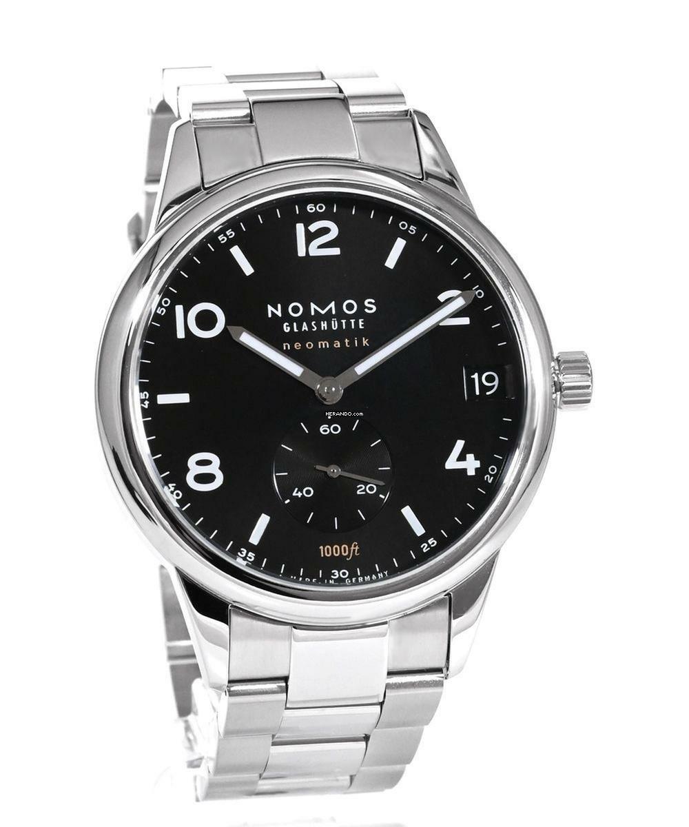  NOMOS Club Sport Neomatik 42 Datum Schwarz Ref. 781  