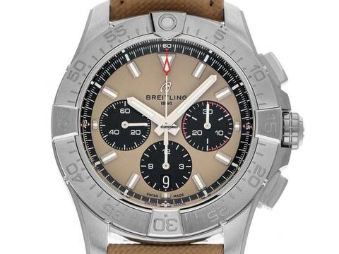  Breitling Avenger B01 Ref.AB0147101A1X1 2025 Full Set Ungetragen 