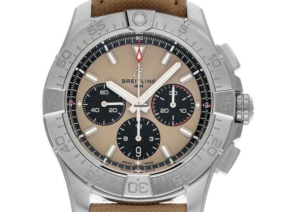  Breitling Avenger B01 Ref.AB0147101A1X1 2025 Full Set Ungetragen 