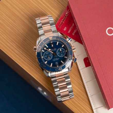  Omega Seamaster Planet Ocean Chronograph Full Set 2023 
