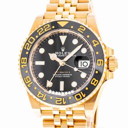  Rolex GMT-Master II Yellowgold 40 – 126718GRNR – like NEW – 2023 Full Set 