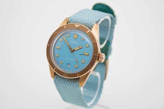 Thumbnail von Oris Divers Sixty Five Cotton Candy Blue Tiffany Dial Fullset aus 2025