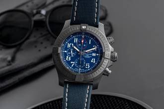 Thumbnail von Breitling Super Avenger 48 Night Mission Chronograph V13375101C1X1 B&P 2021