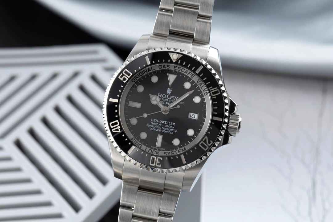  Rolex Sea-Dweller Deepsea Black Dial Oyster Edelstahl Automatik Ref. 116660 