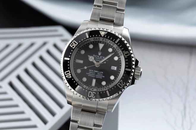  Rolex Sea-Dweller Deepsea Black Dial Oyster Edelstahl Automatik Ref. 116660 