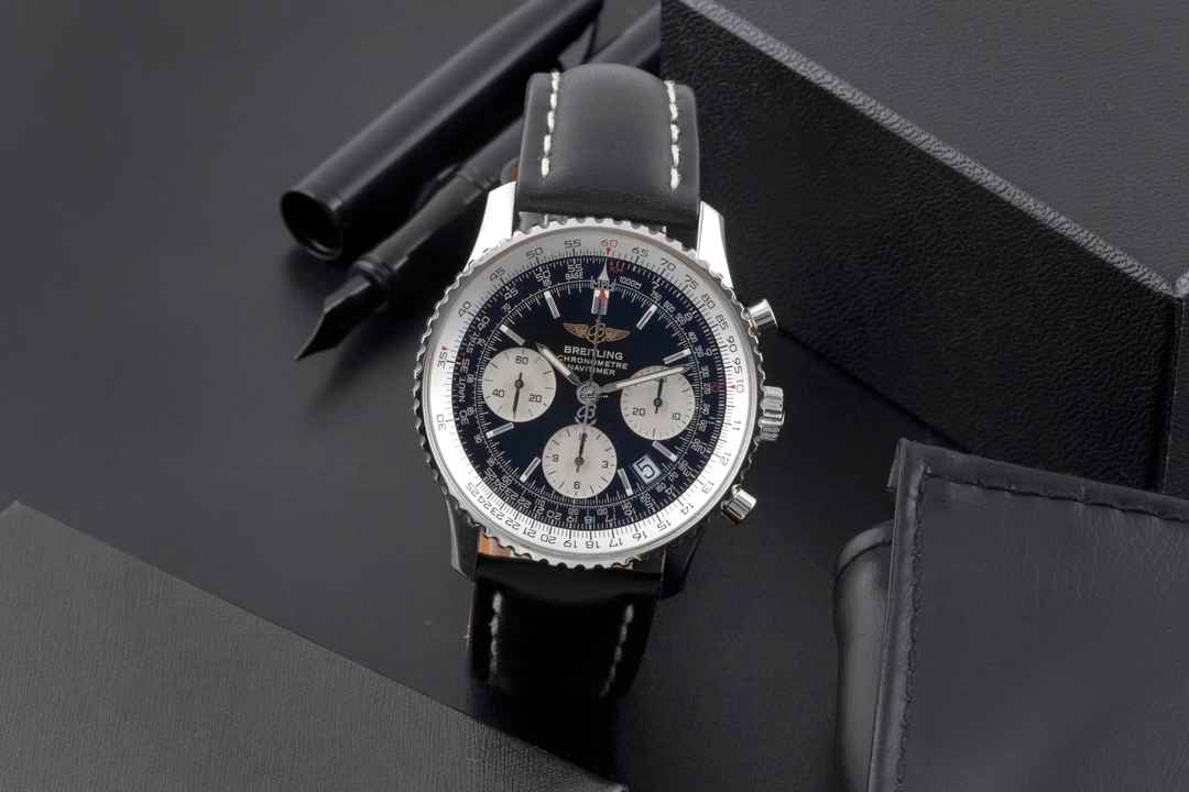  Breitling Navitimer Chronograph Stahl Automatik Ref. A23322 Box & Papiere 2005 