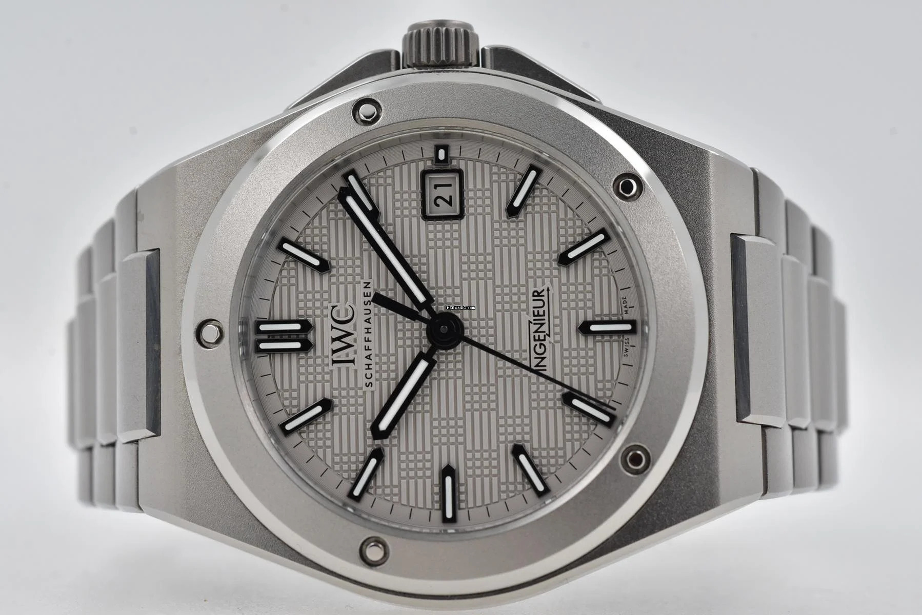  IWC Ingenieur IW328904 Grey Dial 40mm Titan Titanium 