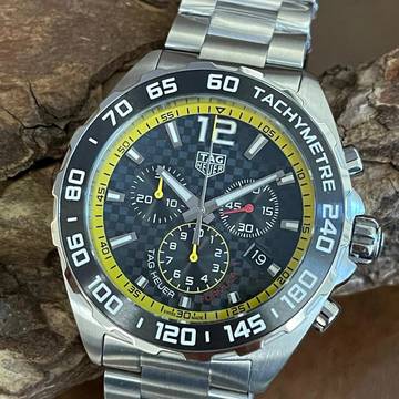  TAG Heuer Formula 1 Quarz Chronograph 43mm VERKLEBT - UNGETRAGEN - Ref. CAZ101AC 