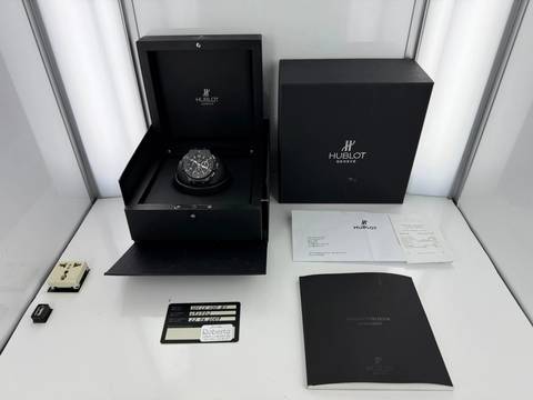  Hublot Big Bang Black Magic 44 