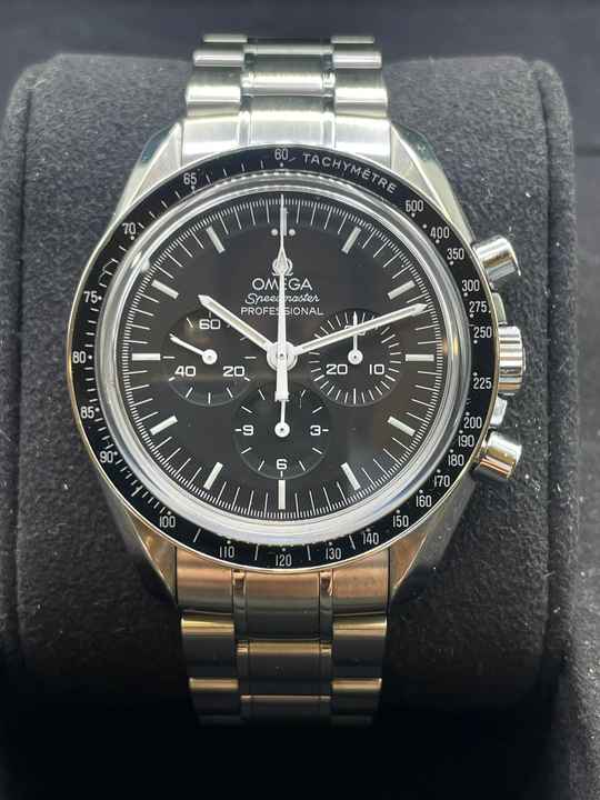  Omega Speedmaster Professional Moonwatch FULL SET WITH BOX AND PAPERS Top Condition SERVICED 