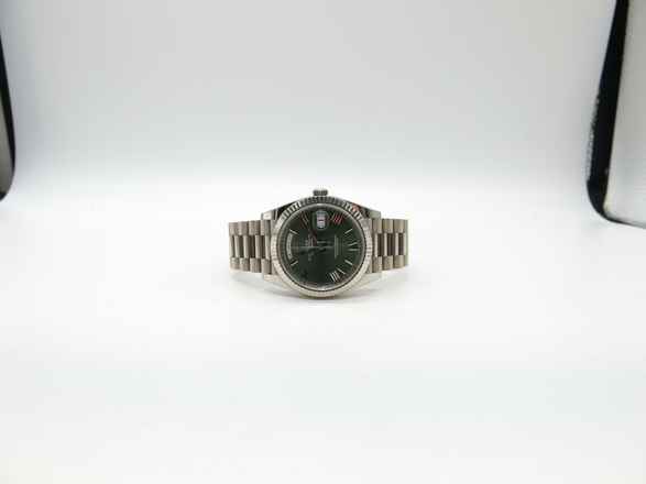  Rolex Day-Date 40 Jahr: 2022 - Fullset - LC100 - Mit Erstkaufrechnung Rolex DAY-DATE 40 - ref.228239 - Weißgold - Ø 40mm 