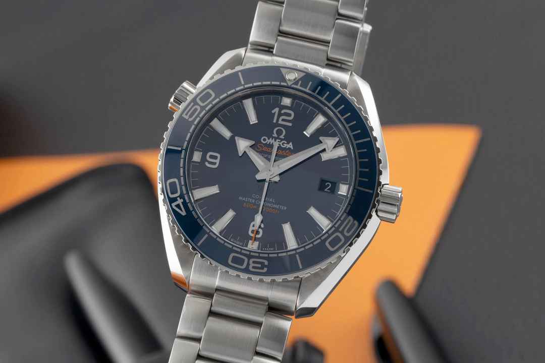  Omega Seamaster Planet Ocean Stahl Automatik Herrenuhr 215.30.40.20.03.001 B&P 