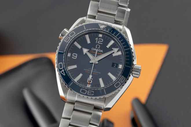  Omega Seamaster Planet Ocean Stahl Automatik Herrenuhr 215.30.40.20.03.001 B&P 