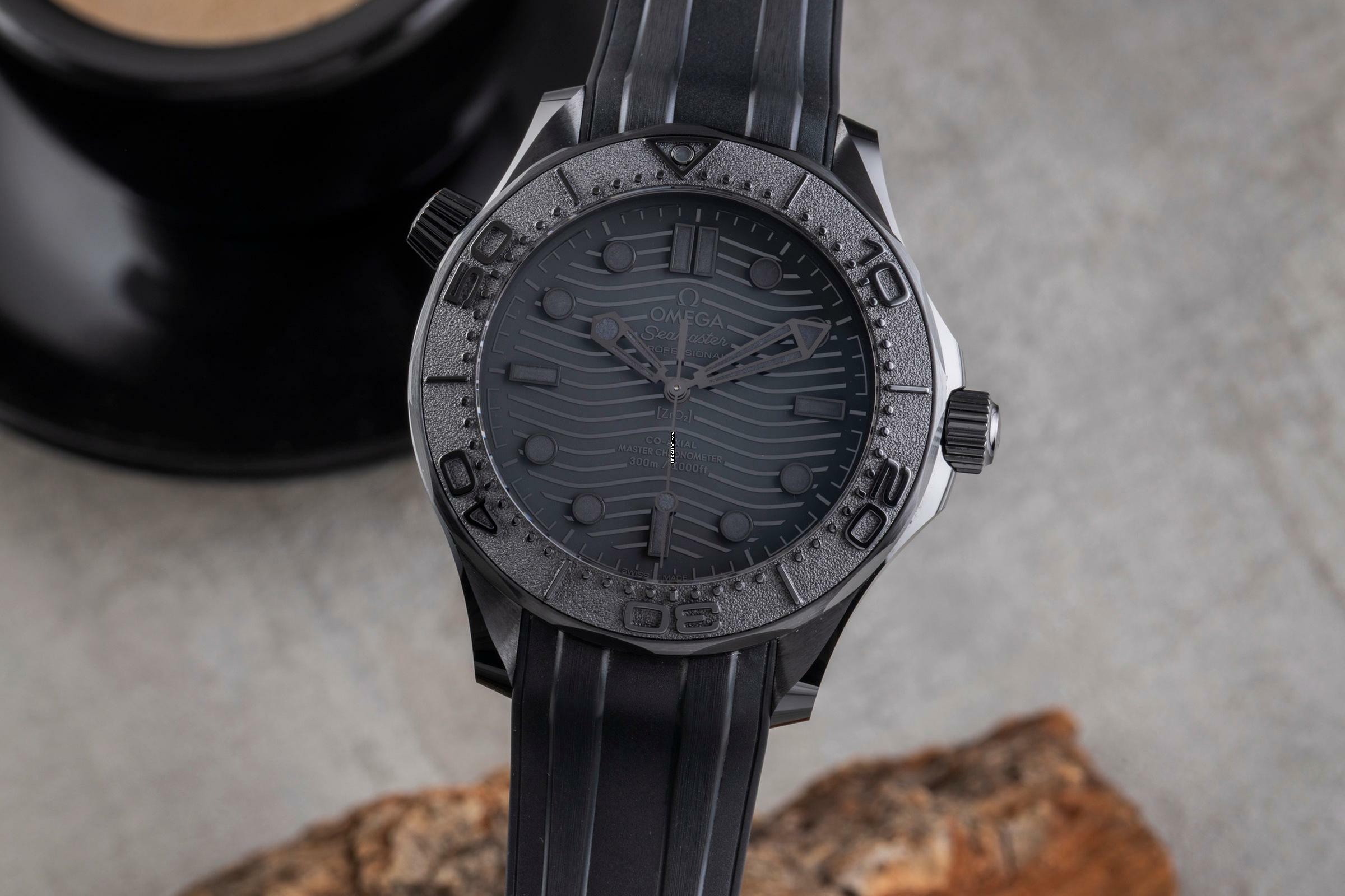 Omega Seamaster Diver 300 M Keramik Automatik 210.92.44.20.01.003