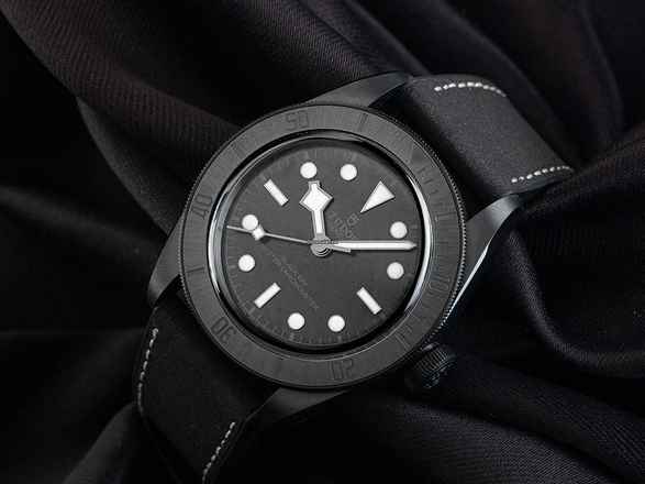  Tudor Black Bay Ceramic Ref.M79210CNU-0001 2025 Full Set Ungetragen 