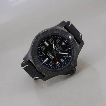  Breitling Avenger Seawolf Automatic 45 Seawolf Night Mission Avenger Automatik Chronometer Full Set Top Zustand 