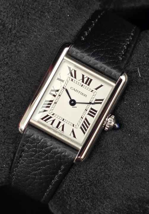  Cartier Tank Must Cartier 'Small' WSTA0110 Black dial Unworn/New Condition Full Set 8/2025 