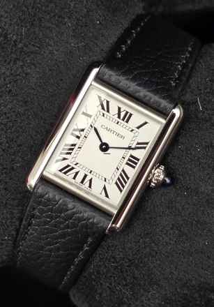  Cartier Tank Must Cartier 'Small' WSTA0110 Black dial Unworn/New Condition Full Set 8/2025 
