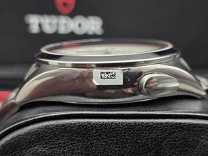 Thumbnail von Tudor Heritage Advisor 42mm M79620T-0001 Alarm Very Good Alarm - Very Good - Full Set - Open card