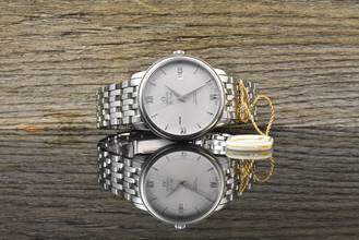 Thumbnail von Omega De Ville Prestige Co Axial 40MM Ungetragen / NOS Silver Dial - Full Set 2022