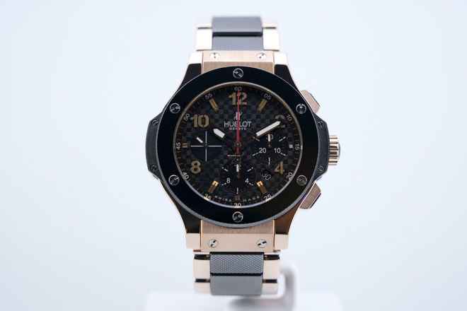  Hublot Big Bang 44 mm Rose Gold Ceramic Bezel Black Dial - With Additional Rose Gold Bracelet - With Box 301.PB.131.RX 