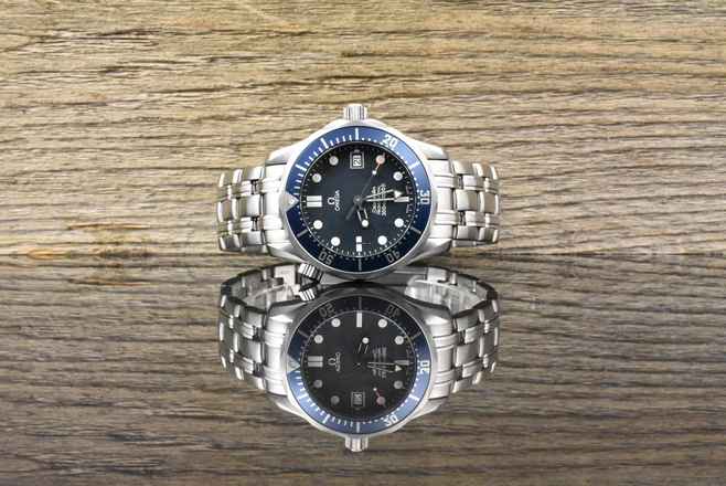  Omega Seamaster Diver 300 M Quarz Mid Size 36MM Blue Wave Dial Vintage 