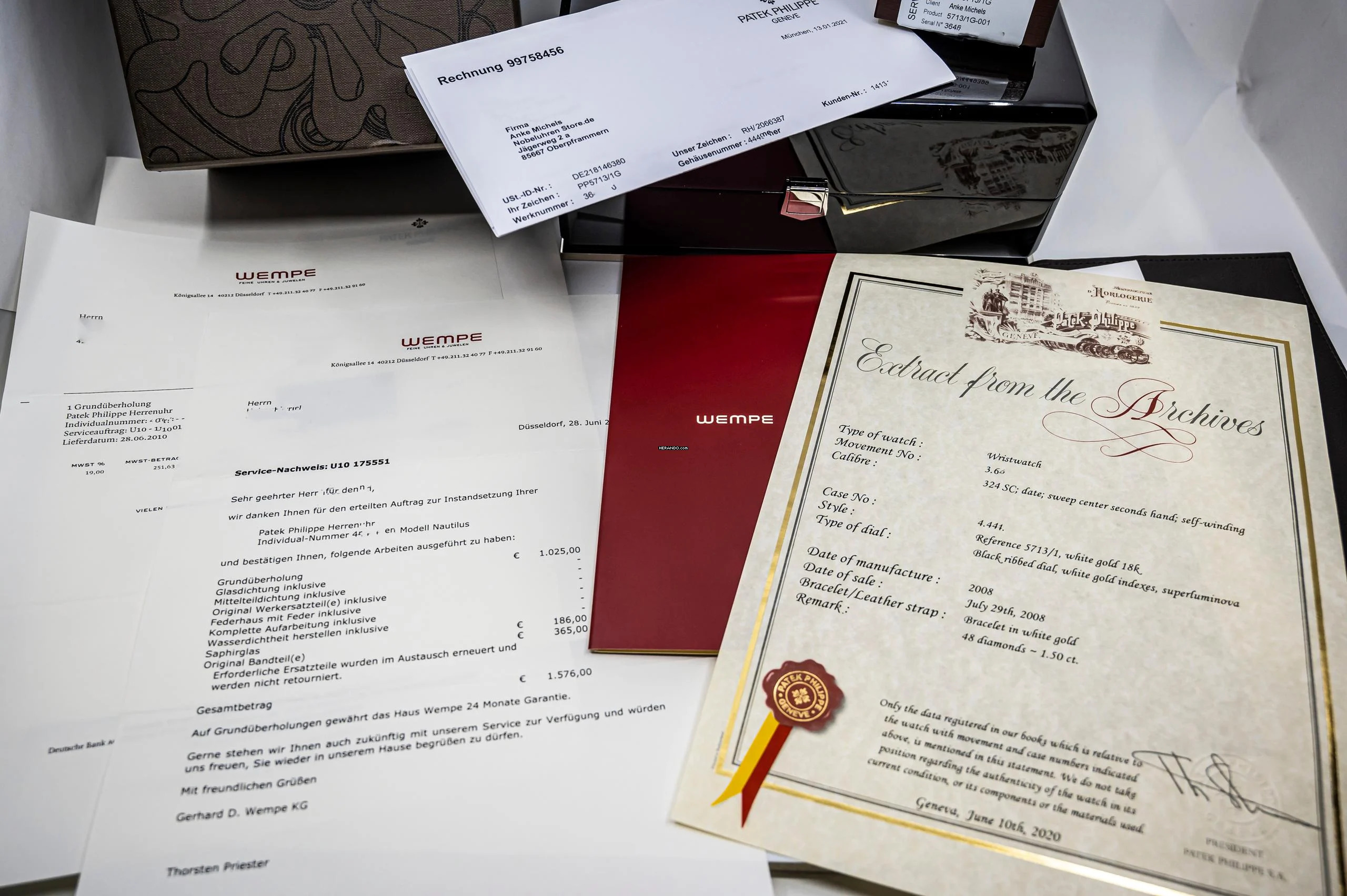 Thumbnail von Patek Philippe Nautilus Jumbo | 5713/1G | Whitegold | Diamond Bezel | sealed