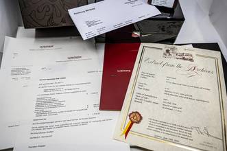 Thumbnail von Patek Philippe Nautilus Jumbo | 5713/1G | Whitegold | Diamond Bezel | sealed