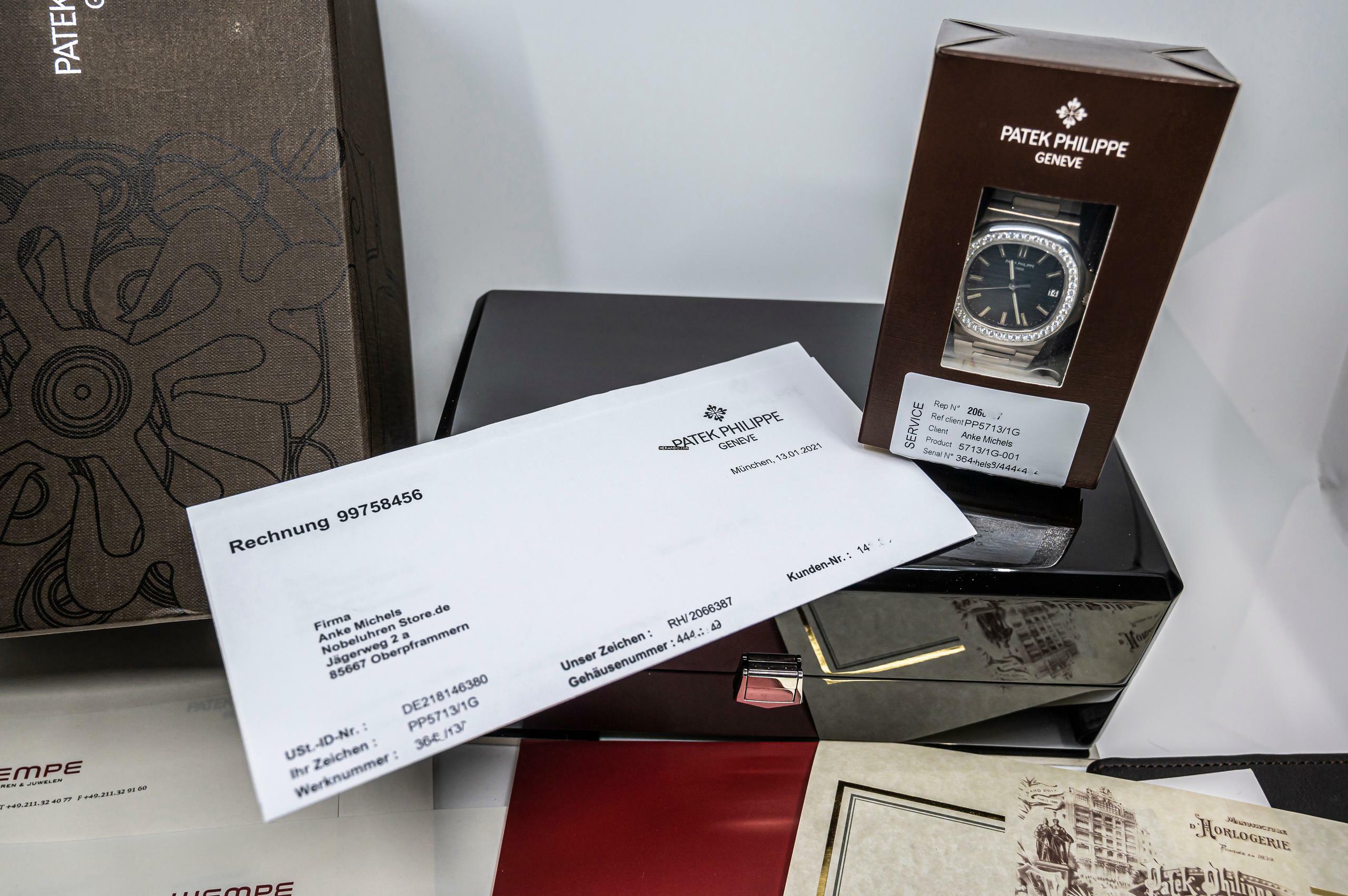 Thumbnail von Patek Philippe Nautilus Jumbo | 5713/1G | Whitegold | Diamond Bezel | sealed