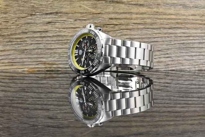  TAG Heuer Formula 1 Quarz Chronograph 43MM Quartz Carbon Dial 