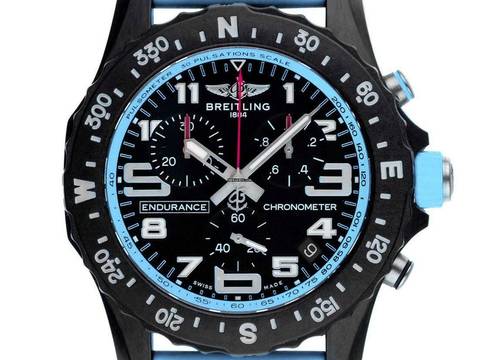  Breitling Endurance Pro Breitlight Ref.X82310281B1S2 2025 Full Set Ungetragen 