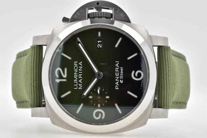  Panerai Luminor Marina eSteel Verde Smeraldo PAM 1356 Green Dial 