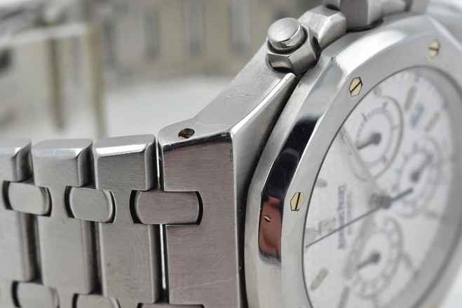  Audemars Piguet Royal Oak Chronograph 25860ST.OO.1110ST.05 Silver Dial 39mm 