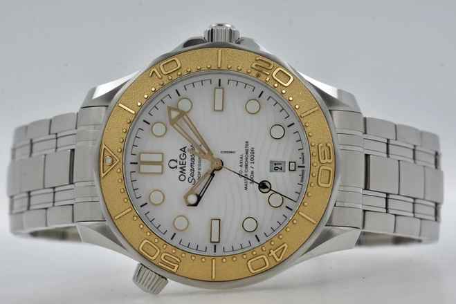  Omega Seamaster 300 Professional Chronometer Paris 2024 Steel Gold 52221422004001 