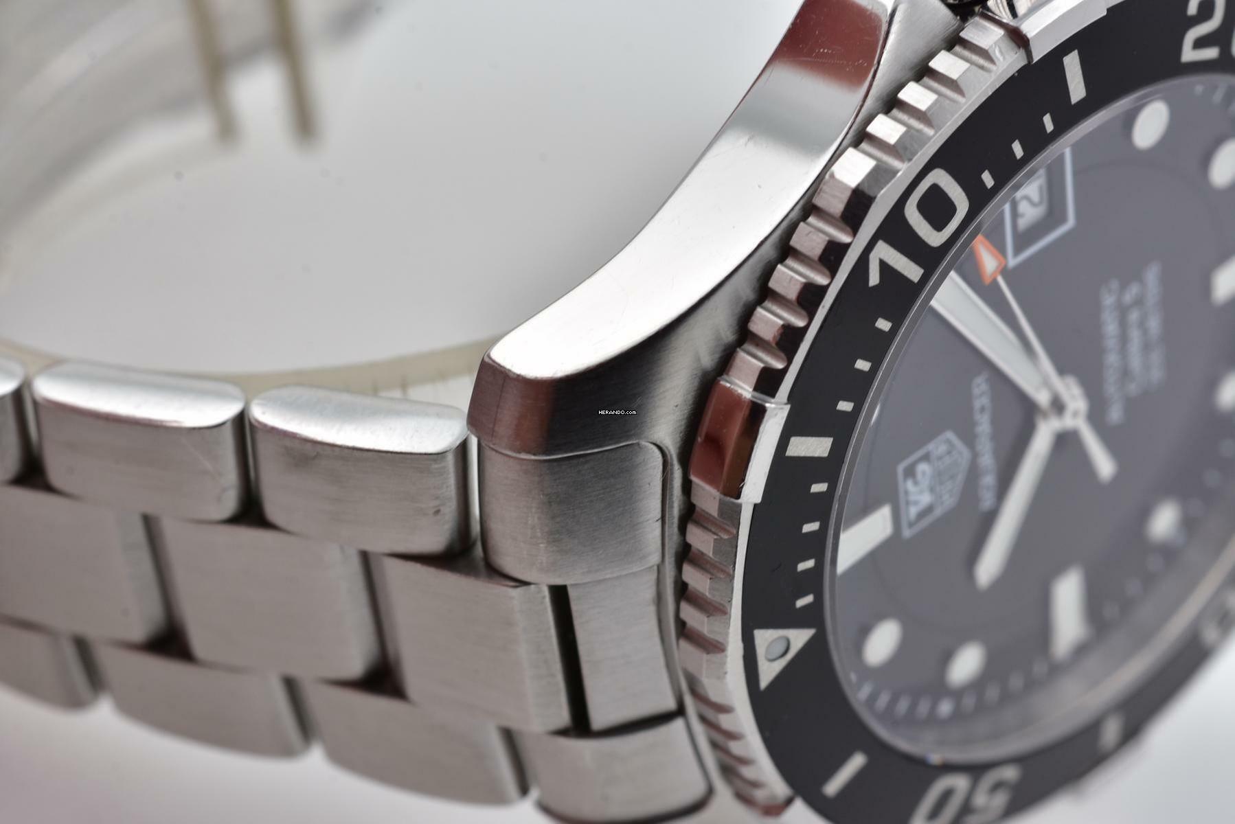  TAG Heuer Aquaracer 300M WAN2110.BA0822 