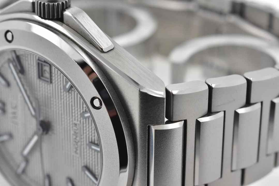  IWC Ingenieur IW328904 Grey Dial 40mm Titan Titanium 