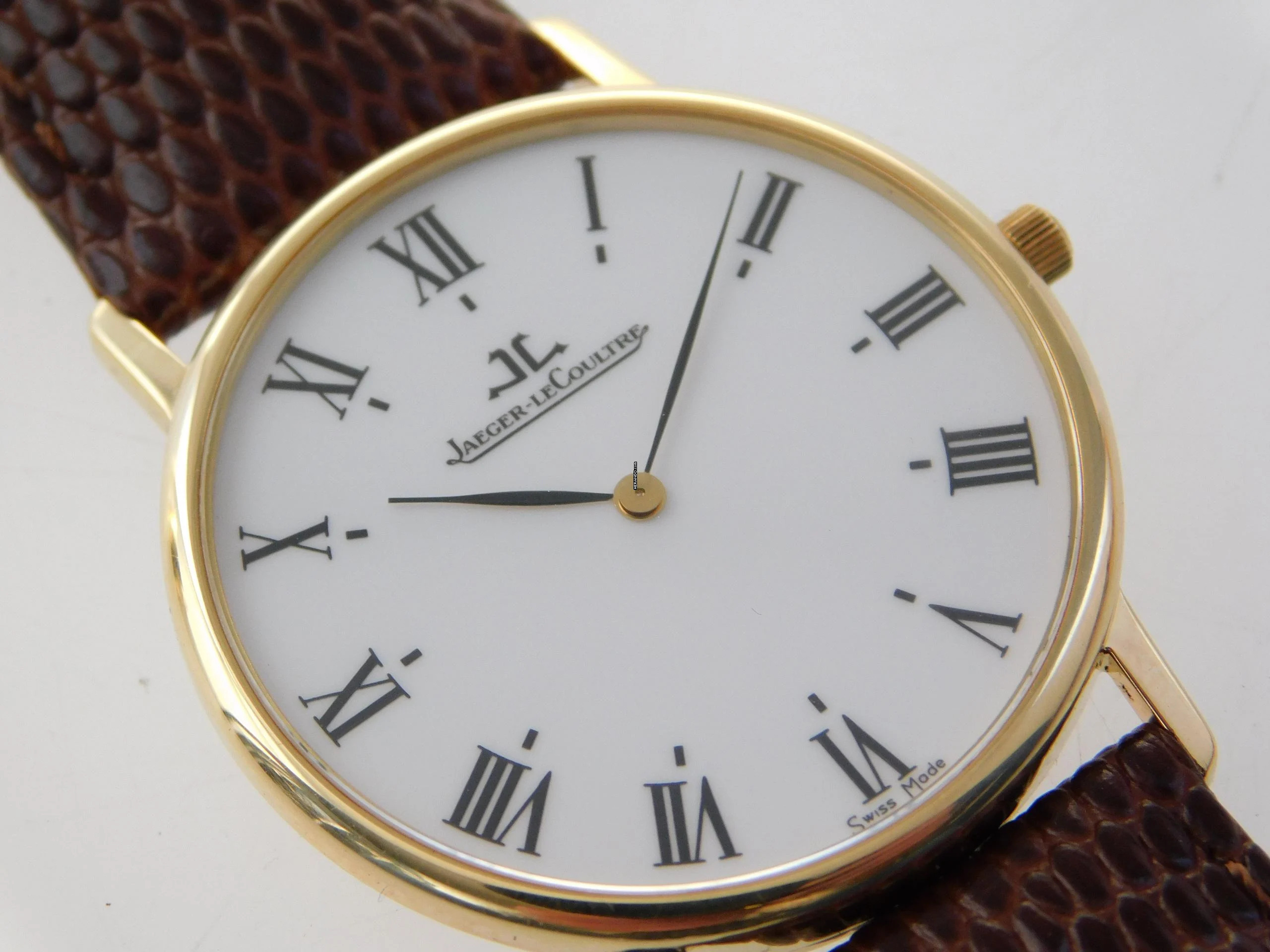 Jaeger-LeCoultre Ultra Thin 18 Karat Gelbgold Herrenuhr im TOP Zustand 33 mm ohne Krone