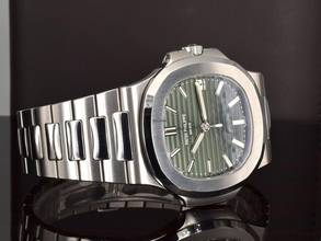 Thumbnail von Patek Philippe Nautilus 5711/1a-014 Green Dial 2021