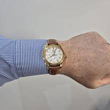 Thumbnail von Omega De Ville Co-Axial Power Reserve Yellow Gold 39mm Automático Completo