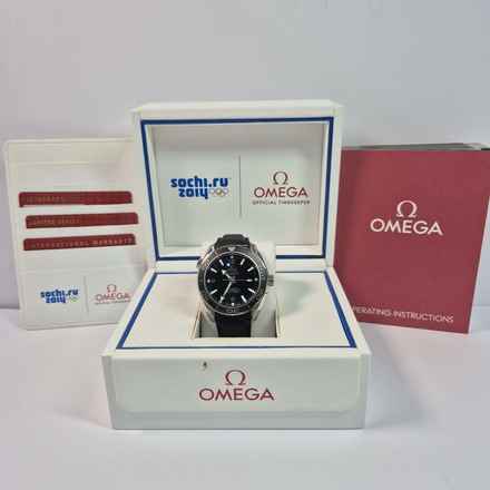  Omega Seamaster Planet Ocean Sochi Limited Edition 45mm Automático Completo 