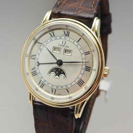  Omega Triple Date Moonphase Cal.715 RARE +Omega serviced Box+Omega Serviced! 