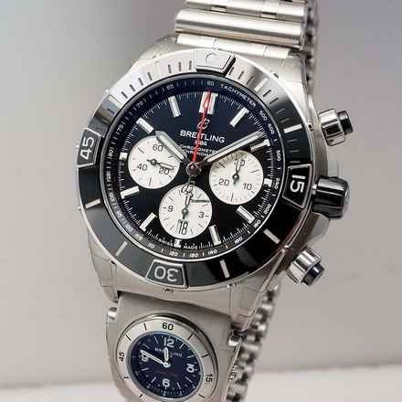  Breitling Chronomat Super Chronomat B01 44 UTC Stahl B+P NEU 2025 verklebt 11600.-Euro NEU 2025 Sofort lieferbar! 